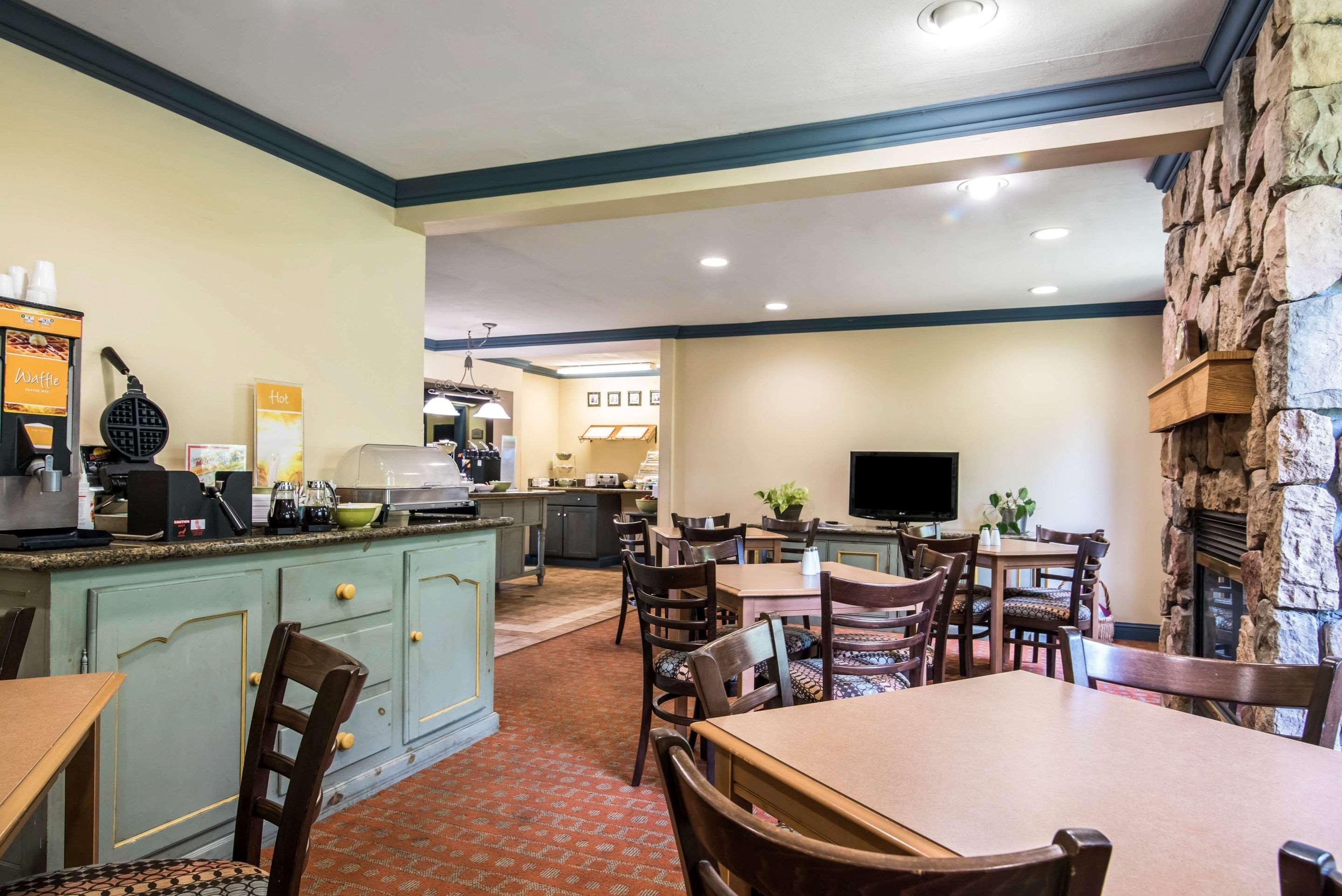 Quality Inn Cortland - University Area Exterior foto